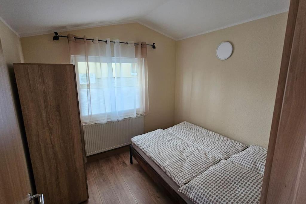 Am Schwanenteich Apartment Bad Klosterlausnitz